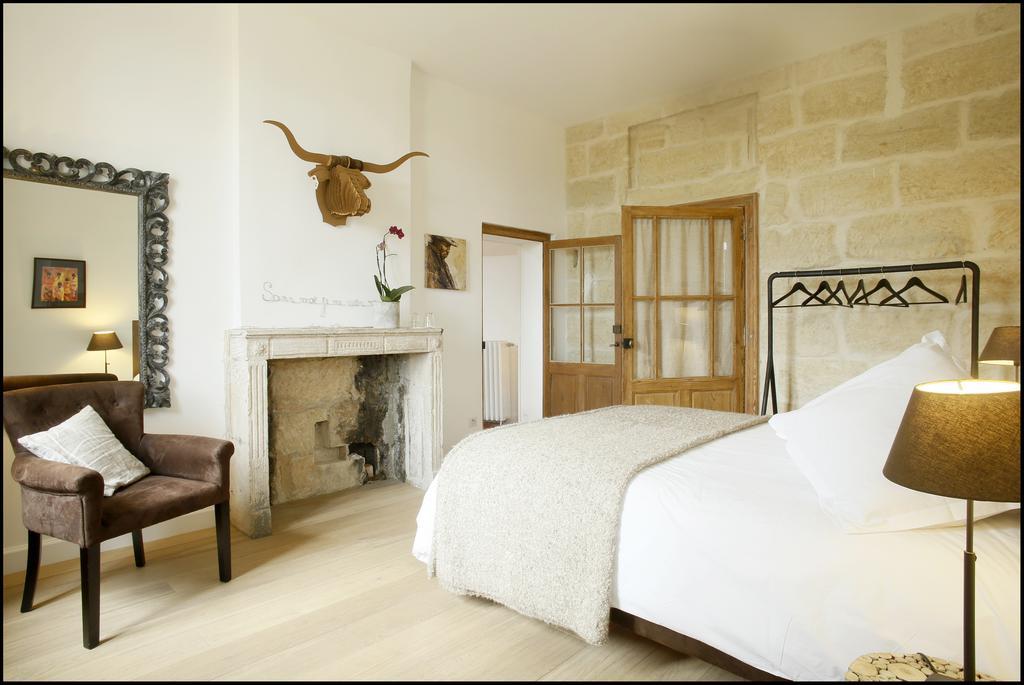 La Maison Rouge D'Uzes B&B Cameră foto