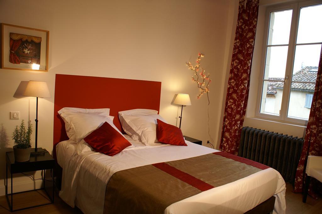 La Maison Rouge D'Uzes B&B Cameră foto